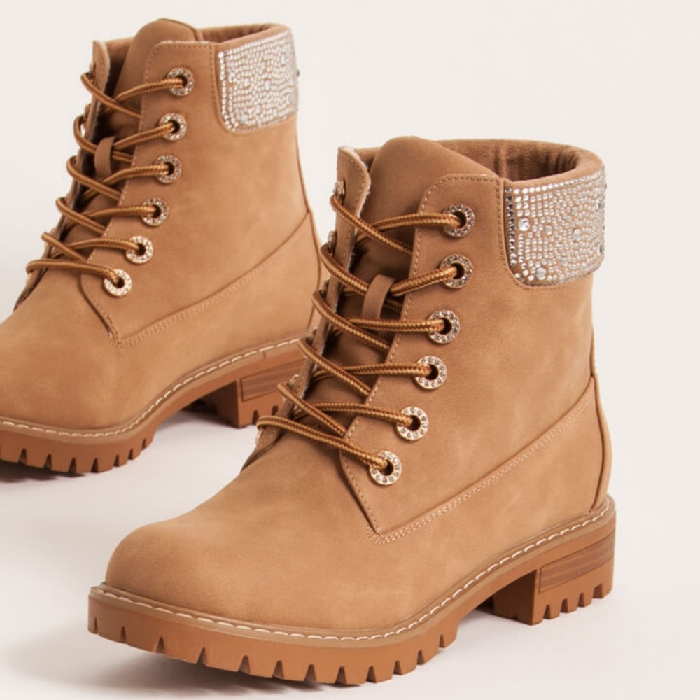Tan Boots with Rhinestones ✨ - Picture 5 of 7